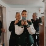 Lize Feryn Instagram - JARIG, VERLOOFD ÉN EEN GARGAMELKOSTUUM GEKREGEN! TOPDAG! 😍🥳💍 #31