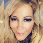 Loana Petrucciani Instagram - Love 💖 💖 loana #beauty ##frenchgirl #miroir #naturalmakeup #loveyou #influenceuse #romantic #women #selfie #love #heart #sweet #friends #blondebombshell #love #heart #sweet #friends #blondebombshell #🧡Mes loulous juste pour vous rappeler que si vous voulez faire une dédicace personnalisé de moi à qui vous voulez ou même vous même pour n’importe quelle occasion ou juste pour faire plaisir .. Vous pour pouvez me retrouver sur le site Vidoleo