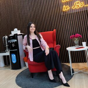 Loide Christina Teixeira Instagram - Looking for stylish outfit and still comfortable? Check out this store @theluxlable 
I’m feeling more gorgeous and confident with this outfit I just got from @theluxlable ❤️🥰