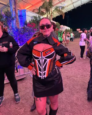 Lola Kirke Instagram - More @stagecoach ❤️🤠❤️