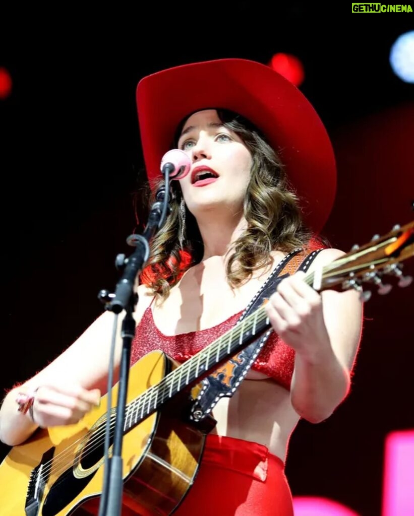 Lola Kirke Instagram - More @stagecoach ❤️🤠❤️