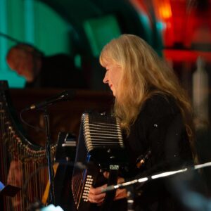 Loreena McKennitt Instagram - 𝗨𝗻𝗱𝗲𝗿 𝗔 𝗪𝗶𝗻𝘁𝗲𝗿’𝘀 𝗠𝗼𝗼𝗻
Available Friday - in stores and on all digital platforms.
NEW LIVE ALBUM and SEASONAL TOUR - 2CD   Atmos   Download   Streaming READ MORE @loreenamckennitt 

Tickets are going fast for Loreena’s Under A Winter’s Moon Tour, so time is of the essence. Stratford is already sold out, with limited seats left for Toronto and Ottawa and other performances selling quickly. A second Stratford concert, a dress rehearsal performance, has been added for Dec. 1st.  Preparations and rehearsals are now in full swing for this eight-city tour and Loreena looks forward to soon sharing the joy of the season with you. Until then…
 
PRE-ORDER THE ALBUM and BUY TICKETS from bio link @loreenamckennitt
 

#UnderAWintersMoon #Christmas #ChristmasTime #MerryChristmas #Natale #ChristmasGifts #ChristmasIsComing #Holidays #Navidad #ChristmasCountdown #HolidaySeason #Festive #Advent