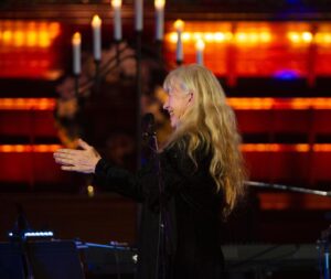 Loreena McKennitt Instagram - The wait is over. 𝗨𝗻𝗱𝗲𝗿 𝗔 𝗪𝗶𝗻𝘁𝗲𝗿’𝘀 𝗠𝗼𝗼𝗻 is available TODAY, in stores and all digital platforms. Buy, stream, download now from bio link @LoreenaMcKennitt
 
NEW LIVE ALBUM and SEASONAL TOUR — 2CD   Atmos   Download   Streaming
 
Loreena’s new seasonal, live album 𝗨𝗻𝗱𝗲𝗿 𝗔 𝗪𝗶𝗻𝘁𝗲𝗿’𝘀 𝗠𝗼𝗼𝗻 – a magical miscellany of music and spoken word – is available today, in select retailers and through all your preferred streaming and download services – and always from the artist’s store.
 
Tickets are going fast for Loreena’s 𝗨𝗻𝗱𝗲𝗿 𝗔 𝗪𝗶𝗻𝘁𝗲𝗿’𝘀 𝗠𝗼𝗼𝗻 𝗧𝗼𝘂𝗿, so time is of the essence. With Stratford and Guelph already SOLD OUT, and the Ottawa and Dec. 10th Toronto show close to full, two additional shows have been added to meet demand. In Stratford, a dress rehearsal performance has been added to Dec. 1st and a second Toronto show is now set for Dec. 11th.
 
𝗣𝗥𝗘-𝗢𝗥𝗗𝗘𝗥 𝗧𝗛𝗘 𝗔𝗟𝗕𝗨𝗠 and 𝗕𝗨𝗬 𝗧𝗜𝗖𝗞𝗘𝗧𝗦 from bio link @loreenamckennitt
 
#UnderAWintersMoon #Christmas #ChristmasTime #MerryChristmas #Natale #ChristmasGifts #ChristmasIsComing #Holidays #Navidad #ChristmasCountdown #HolidaySeason #Festive #Advent

📸 @tmanzophoto