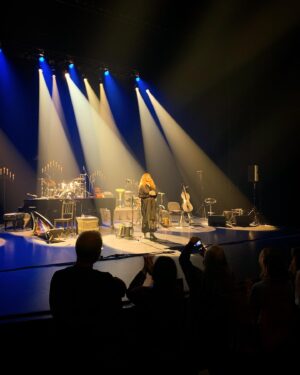 Loreena McKennitt Instagram - Thank you, to everyone who joined us on The Lost Souls Tour, as well as our incredible musicians and the wonderful crew. 👏
@bouzoukihughes 
@carolinelavelle 
@hug_the_mod 
@dudleyphillipsbass 
@robbriandrummer