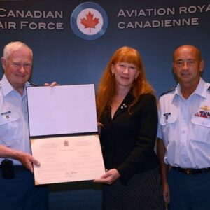 Loreena McKennitt Instagram - After a record-breaking almost 18-year run as an honorary colonel in the Royal Canadian Air Force Loreena is stepping down from the highly-respected and immensely-rewarding civilian role.
 
📖 READ FULL STORY and REMARKS FROM BIO LINK 🔗 @loreenamckennitt 

📸 @rcaf_arc @arc_rcaf and @markmccauley