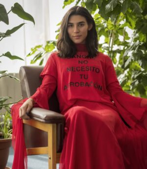 Lorena Andrea Instagram - Es un honor ser parte de esta increiblemente importante campaña ~ I am honoured to be part of this incredibly important campaign! @bodyformuk #bloodnormal
.
Periods are largely absent from mainstream culture, and what does this teach us? That periods are still off-limits? That they are awkward and embarrassing and best left alone? It’s time to say we can be anything we want to be. It’s time to make the invisible, visible. After all, periods are normal and showing them should be too. Please share to help make something so normal, normal. ❤
.
T-shirt says: "I bleed, I don't need your permission"
