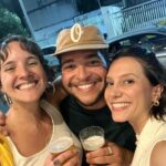 Lorena Comparato Instagram - Que saudades de PÉ NA COVA 💀💜 “Firma sinistra é a nossa” como eu tava com saudades !!! #tbt desse nosso encontrinho Madureira! @tnalia @karinamarthin AMO VOCÊS!!!