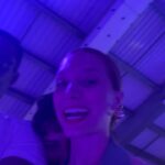 Lorena Comparato Instagram - Sempre @QUEREMOS ♥️ que festival FANTÁSTICO . que noite maravilhosa !!! que SHOWS e quantas pessoas queridas encontrei: minha vizinha igualmente cheia de histórias e vício em trabalho, meu futuro par romântico preferido, minha chará bff que não conhecia pessoalmente e seu marido satisfação, meu par romântico eterno, minha irmã de Paraty, a baiana mais carioca, a carioca mais baiana, minha mama atriz, o casal do carnaval, minha ídola de adolescente, um dos melhores RPs do Brasil com sabre de luz, o DJAVAN e tantas outras pessoas especiais. Vocês conseguem adivinhar quem sao?! Foi Inesquecível! thanks @galvaoleo✨