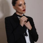 Lorena Gómez Instagram - Mi primera vez en #smoking No será la última 😎 To be continued…. ¿Os gusta? MUAH: @antonia_espin @alexcasa35