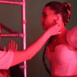 Lorena Gómez Instagram - Hola familia!!! Se acerca el lanzamiento de mi nueva canción y para hacer más amena la espera, os traigo un adelanto fotográfico, en exclusiva, del nuevo videoclip que, como ya sabéis, se estrena día 12 de abril, día de mi cumpleaños. Es por eso que me gustaría invitaros a participar en un SORTEO de algo ÚNICO para todo el que quiera. Tan solo habrán diez ganadores ✨ Lo único que tenéis que hacer es: - Seguir mi cuenta @lorenagomez_ - ⁠Seguir la cuenta de @rl20music - ⁠Y etiquetar en este post a la persona que queréis que le vaya bonito! Cuántas más veces comentéis y mencionéis, más oportunidades tendréis de ganar. ¡Tenéis hasta el viernes! ¡Que os vaya bonito! ❤️🖐️