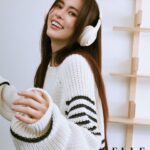 Lorene Ren Instagram - 度過了陰天的星期一 來尋找一下笑容😊 塞一點陽光進到你心裡🌤️ #ELLE #balance