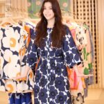 Lorene Ren Instagram - 繽紛又俏皮的Marimekko花花們 逛一逛讓人心情非常愉悅 由外而內的帶來好心情❤️ @marimekko_taiwan @imaginextw #Unikko60yrars make up @elvielvi926 Hair @xenterhuang Photo @blablag