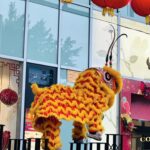 Lorene Ren Instagram - 年初一走走春🧨 任爸說有句諺語「行春行春，有行有春」💰 今天有沒有跟家人一起去走走呢？