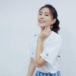 Lorene Ren Instagram - 與大小熊孩子們一起度過的快樂暑假 讓容容姐姐開心又崩潰的各種瞬間 明天要播出囉🥳 敬請鎖定 山裡來了熊孩子🐻 台視每週六晚間8點 東森每週日晚間8點 中華電信MOD、MyVideo、LINE TV 每週日晚間10點 一起歡樂一夏☀️ @ebc.naughtykids @Kenzo @tun_grp @lesnereidesparis