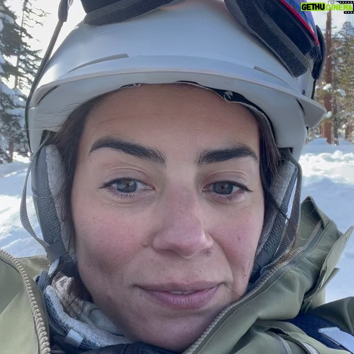 Lorenza Izzo Instagram - Eski 🍻 🎿 🌲 ⛄️