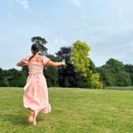 Lorenza Izzo Instagram - Drank champers and frolicked in the sprawling gardens of Yeovil, didn’t I?