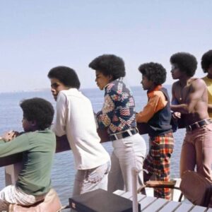 Lori Petty Instagram - - 😘 from the homestead @richardglass @karynparsons #throwback #jackson5 #iloveyou 💜💙❤️