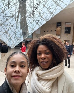 Lorraine Toussaint Instagram - A day at the museum. 🤍