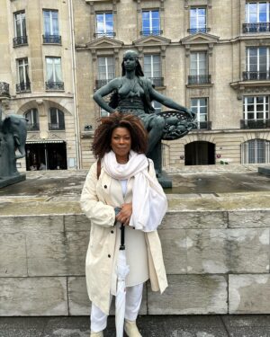 Lorraine Toussaint Instagram - A day at the museum. 🤍