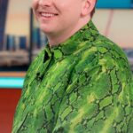 Lorraine Kelly Instagram - Joe Lycett explained why he is dressing up as Queen Elizabeth I to the BAFTAs all thanks to his aunties and why Natalie Cassidy might be joining him on the red carpet this Sunday... 😂 #Lorraine #JoeLycett #NatalieCassidy