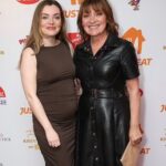Lorraine Kelly Instagram – A lovely night out with @rosiekellysmith and her wee gorgeous bump – seeing @therealgokwan hosting awards celebrating the best east and south asian food. #goldenchopsticksawards #fun #love