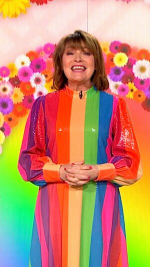 Lorraine Kelly Instagram - You are invited to a very special occasion! 🤵‍♂️❤️🤵‍♂️

To mark the 10th anniversary of the first same-sex wedding in England and Wales, one lucky couple will get married in the studio, Wednesday from 9am on ITV and ITVX. #Lorraine