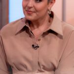 Lorraine Kelly Instagram - “If it wasn’t for CoppaFeel!, if it wasn’t for Kris, I probably wouldn’t be here right now.” Kris Hallenga, the founder of @coppafeel, has died having lived with Breast Cancer for 15 years. @amy_dowden tells us why the Pembrokeshire CoppaTrek! charity walk saved her life and @lorrainekellysmith reflects on her fond memories of Kris. #Lorraine