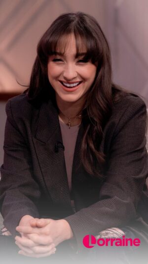 Lorraine Kelly Instagram - Fresh from winning Amanda’s Golden Buzzer on @bgt, @sydniechristmas joined Lorraine and shared all about her career to date after the media backlash since her performance.

We are cheering for you Sydnie 🎤✨ #BGT