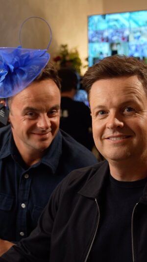 Lorraine Kelly Instagram - This week’s #SaturdayNightTakeaway is truly fascinating 😂👒