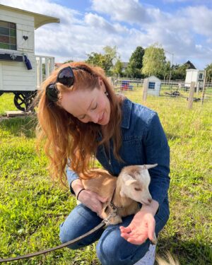 Lotte Verbeek Instagram - Had the most wonderful time staying at @buitengoeddegaard this weekend in the sweet south of Hollland, close to where I was raised. Adored meeting our lovely hosts Anja & Bas who have been running this fabulous property for quite some time. Befriended some cute little baby goats along the way 🥰💕