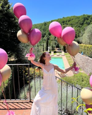 Lotte Verbeek Instagram - Another year around the sun and I am feeling more playful and loved than ever 💕