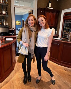 Lotte Verbeek Instagram - Returned home and looking back at the most delightful stay at @linkshousedornoch 🥰
Thanks for the warm-hearted Scottish welcome 🫶🏻 Phil, Fiona and Trisha we had the best time ♥️