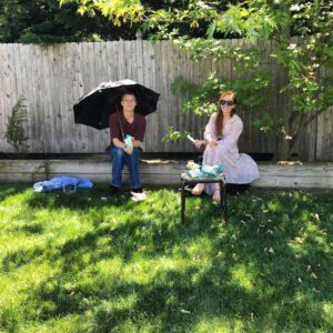 Lotte Verbeek Instagram - Just two gingers taking a break ginger style while shooting 🎥#theblacklist with the wonderful @batesland 🧡 @nbcblacklist