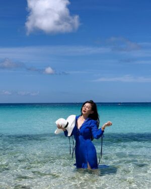 Lotus Wang Instagram - 長灘島🥳
好久好久沒穿泳裝👙了🤣🤣🤣
曬一下囉🥳

忙有所值❤️
閒有所趣❤️
有事心不亂❤️
無事心不空❤️

#找到了旅遊
#感恩每一天
#我是保庇天后王彩樺