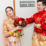Louisa Mak Instagram - 323 Day ONE 義務盆菜總監 | @ddfromtheblock 義務擔擔抬抬兄弟姐妹團 | @mak.san @lincolnshing @noblemakk @madeline._.chan @joshiuwang @cowis_lactoseintolerance @tc_lai 被逼司儀同表演嘉賓| @leonardchf @lamkingching Jewellery | @lukfookjewellery_official Kwa for Louisa, Keith & Moms | @koon_nam_wah Qipao on Moms | @koon_nam_wah Outfit on Louisa & Keith | @shanghaitang Cake | @agnesb_cafefleuriste Beer | @1664blanchk @thebridgehk Photo & Video | @stein_image @taptsov_photography @justin_cai_ Tai Kam | Mrs Tse Deco | @seekseedwedding Bouquet | @roses_floral_atelier