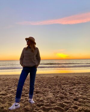 Louise Lombard Instagram - How’s everyone doing ? 💗

#tbt #malibubeach #takeamoment 

#afterwecollidedmovie #afterwefellmovie #aftereverhappy #trishdaniels #afterfamily #afterfans #afternators #afterbts #awcbts #awcmovie #awc #after #awf #aeh #annatodd #houseofeliott #thehouseofeliott #evangelineeliott  #evieeliott #fashiondesigners #fashiondesigner 
#periodcostumedrama #costumedrama #louiselombard