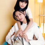 Louise Wong Instagram - Happy Mother’s Day!🌻🤍 祝天下母親每天都幸福快樂～ #ToryBurchHK #ToryBurchSS24 #TMonogram Photos @oliviatsanghk Makeup @pinkyku Hair @kolen128