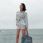 Louise Wong Instagram - Be your own sunshine☀️🌊🤍 @givenchy #givenchyplage #givenchyfamily