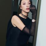 Louise Wong Instagram - 時間在逐秒流逝，我們可以做到的，只有盡力活好和珍惜當下的每一分每一秒⏳ 能趕及回來參與金像獎的紅地氈，實在感覺夢幻。希望你們也喜歡我今次的造型吧🥰 Watches from @omega outdoor - OMEGA Constellation Meteorite 29mm watch in Sedna Gold™️✨ indoor - OMEGA Seamaster Aqua Terra 34mm Sedna Gold™️ watch with snow-setting diamonds 💎 @hongkongfilmawards #第42屆香港電影金像獎