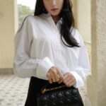 Louise Wong Instagram - Nice to meet you Dior Jolie 🖤 @Dior #DiorSS24