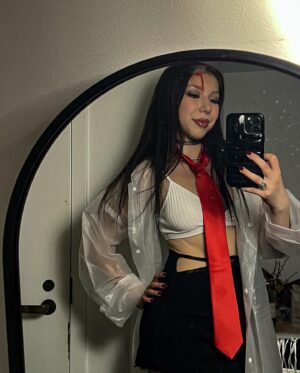 LuLu Lambros Instagram - You can always be thinner, look better