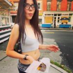 LuLu Lambros Instagram - Bringing back the holisters