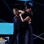 Lucía Gil Instagram - 💗GRACIAS @duosincreibles_tve por esta experiencia única🤍 Ha sido tan especial poder disfrutar de la música y ver brillar a tantos compañeros. Enhorabuena @cotioficial y @gonzalohermida por la más que merecida 🏆 ! Gracias @carlos_baute , ha sido un regalo que hayamos sido equipo🫶🏼 Viva Dúos increíbles Nos vemos el año que viene , no? 👏🏻😂