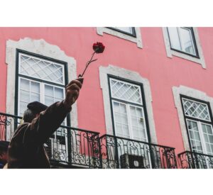 Lúcia Moniz Instagram - #25deAbrilSempre