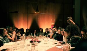 Lúcia Moniz Instagram - “Bertolt Brecht dizia que o teatro não podia ser engolido, mas sim mastigado. Ou seja, o público não deve sair de um espetáculo sem entender aquilo que acabou de assistir, nem deixar de levar consigo uma mensagem. E foi, exatamente, isso que aconteceu com a leitura daqueles textos.
Assistir a jovens, raparigas e rapazes, a ler, percebendo que a emoção se tinha sobreposto ao nervosismo inicial, foi uma excelente experiência.” - Alexandra Manes in Diário dos Açores -

#novascartasportuguesas 
📷 by @ruimmoniz