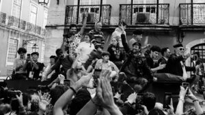 Lúcia Moniz Instagram - #25deAbrilSempre #Obrigada