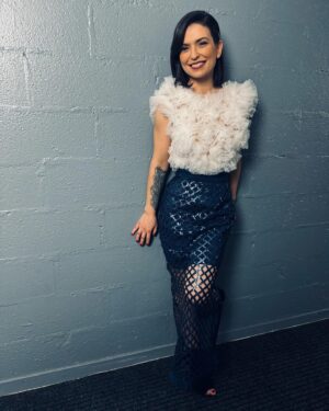 Lucie Bernardoni Instagram - Tenue: @gemymaalouf 

Je les aime 💕
Stylisme @mathieubarthelatcolin 
Coiffure @ludovic.chapalain pour @franckprovostparis 
Makeup @catillonvirginie_makeup