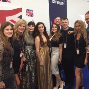 Lucie Jones Instagram - How was this 7 years ago? SEVEN! @eurovision @bbceurovision 

1- @manelnmusic ♥️ 
2- 12 points 🇦🇺 
3- @grahnort ♥️ 
4- @tvsrichardarnold 🇬🇧 
5- @kenbrucepopmaster 👑 
6- legends 🎤 
7- @melgiedroyc 🤩♥️😇
8- BTS 🎥 
9- Early in my @realscottmills love story 😻
10- legends on top building in BEAUT Ukraine 🇺🇦