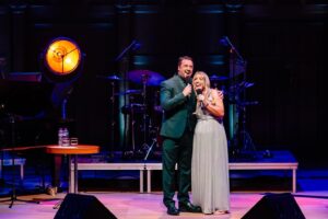 Lucie Jones Instagram - My lovely friend @jasonmanford who saved the day by doing a whole stand up show whilst we figured out how to proceed with a major tech accident…. Then sang like a dream. I will never be able to thank you enough you mega legend. ⭐️♥️
📸 @danny_with_a_camera