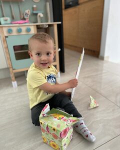 Lucie Šafářová Instagram - #2 roky plné radosti s tebou! Všechno nejlepší Oliverku! 🥳🎂❤️ Ať jsi pořád takové naše sluníčko! #oslava #2 #Oliver Happy birthday to our little boy! 🥳🎂❤️ #Oliver #2 #birthday